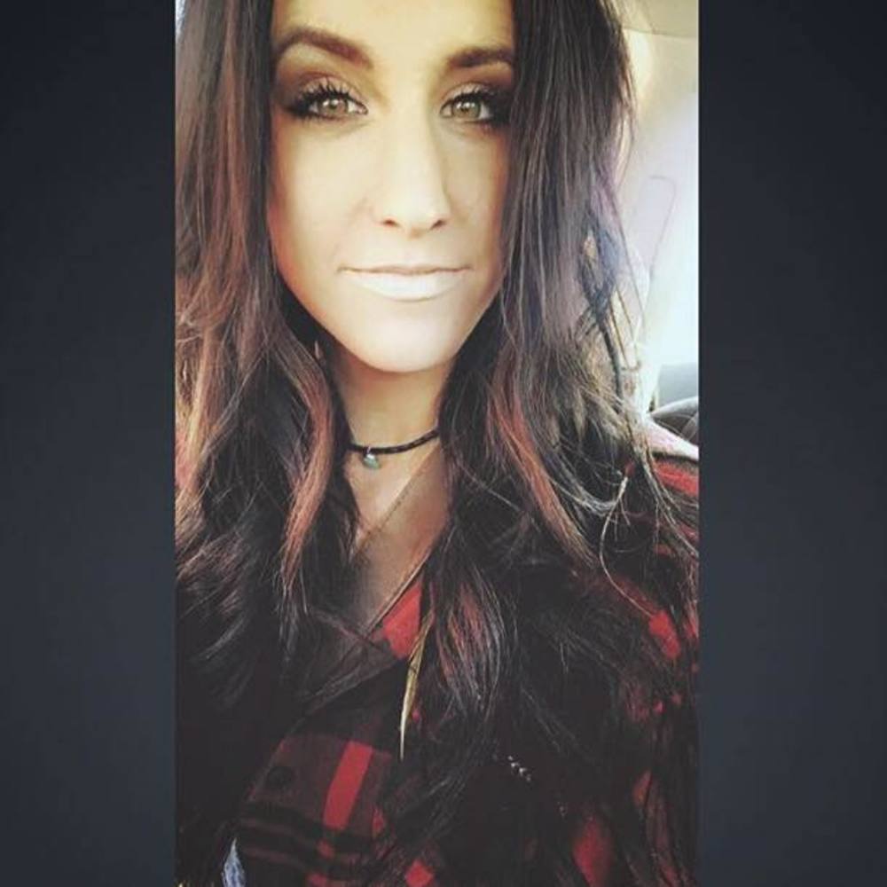 Meet your Posher, Holly